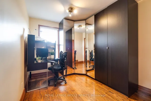 Additional image 26 of 1315 Lansdowne Ave