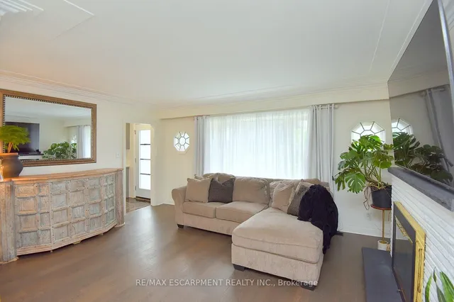 Additional image 5 of 45 Dunkirk Ave