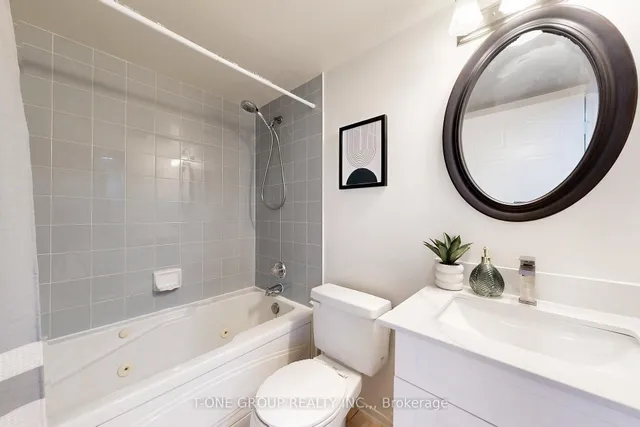 Additional image 18 of 2550 Lawrence Ave Unit 808