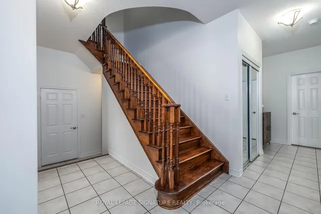 Additional image 19 of 1 Skylar Circ