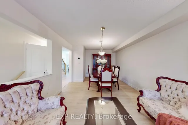 房产图片 35 - 95 Decker Hollow Circ