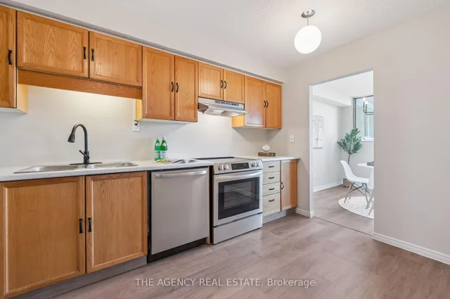 Additional image 15 of 375 King St Unit 507