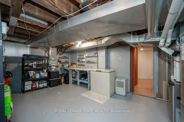 Additional image 32 of 891 Garth St