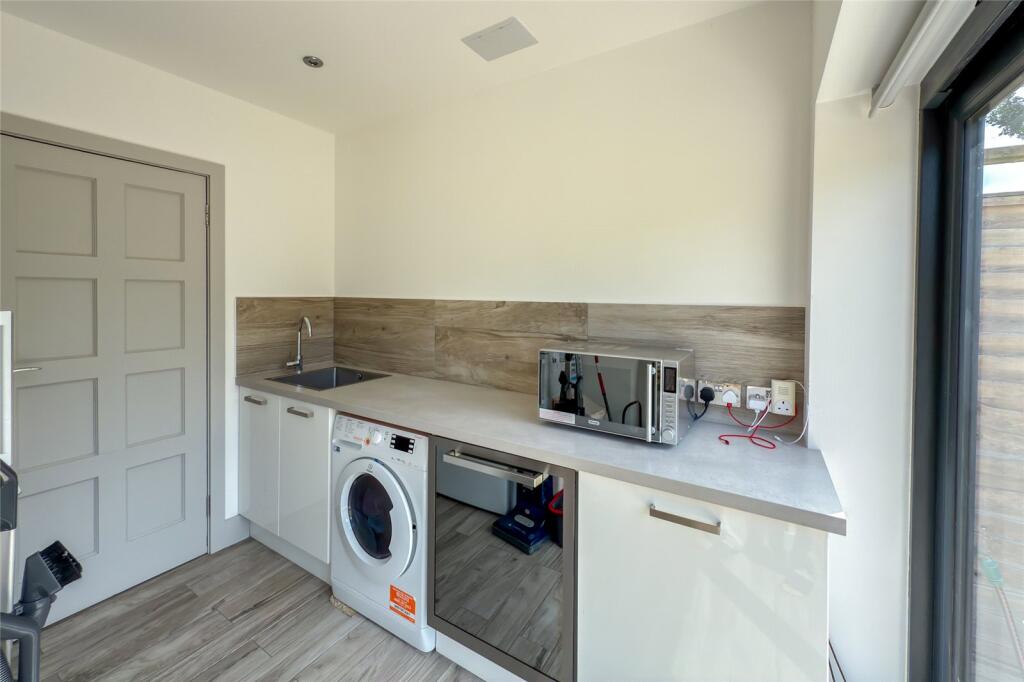 Additional image 20 of Orchard Drive, Park Street, St. Albans, Hertfordshire, AL2