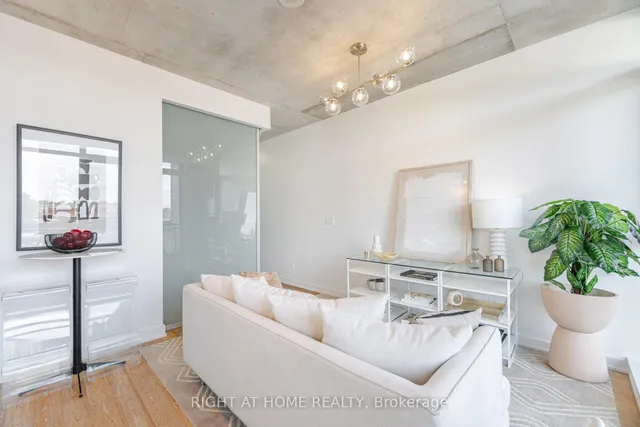 Additional image 11 of 1190 Dundas St Unit 527