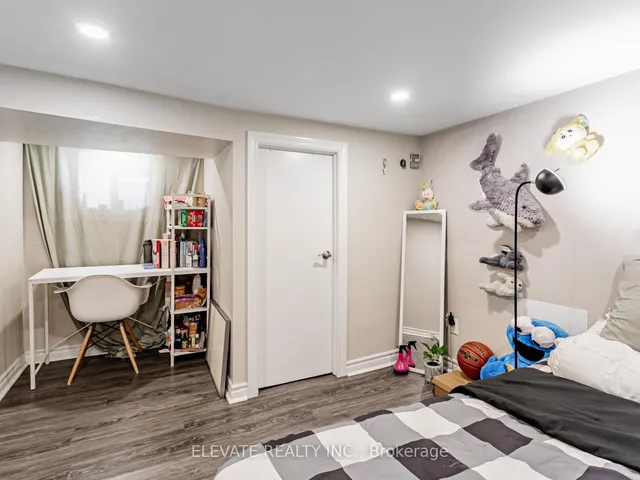 Additional image 14 of 100 Edwin Ave