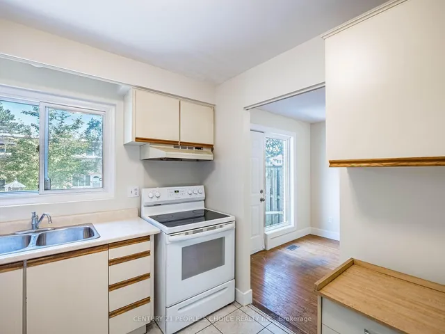 Additional image 19 of 1720 Albion Rd Unit 16