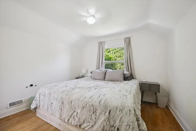 Additional image 17 of 319 Clifton Rd