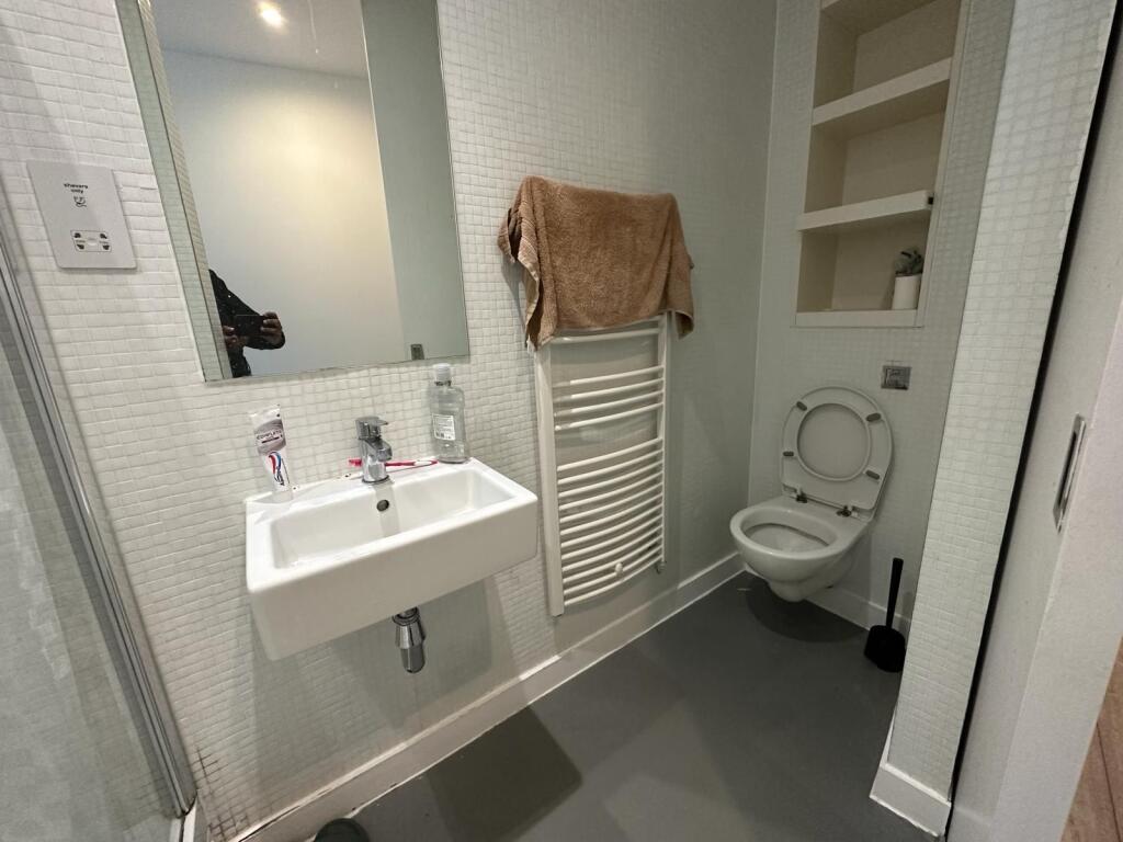 Additional image 9 of Apartment , The Rotunda,  New Street, Birmingham