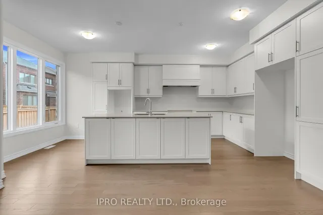 Additional image 14 of 372 Bergamot Ave