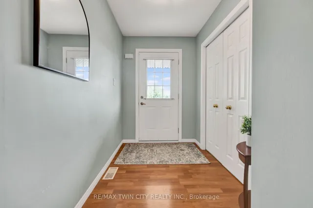 Additional image 3 of 162 EVERGLADE Cres