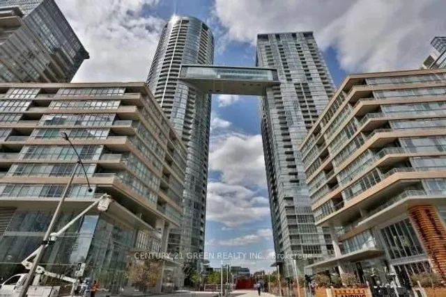 15 Iceboat Terr Unit 2308