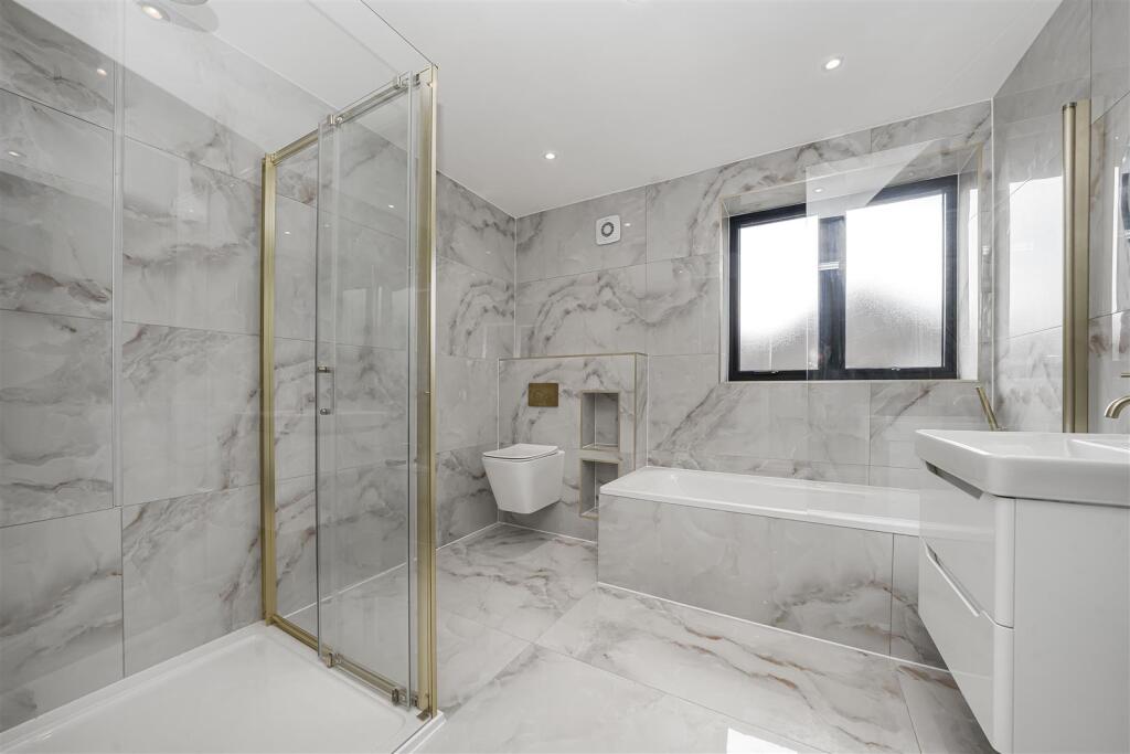 Additional image 25 of Mount Pleasant Lane, Bricket Wood