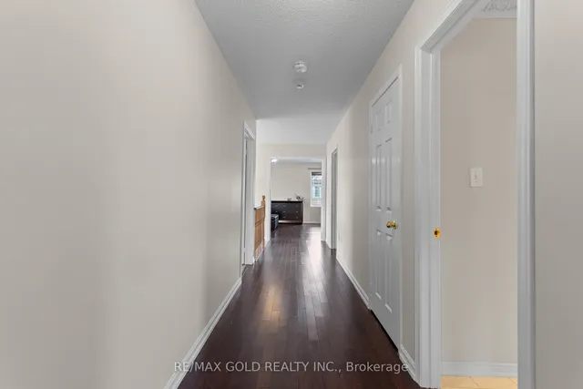 Additional image 42 of 24 Kootenay Pl