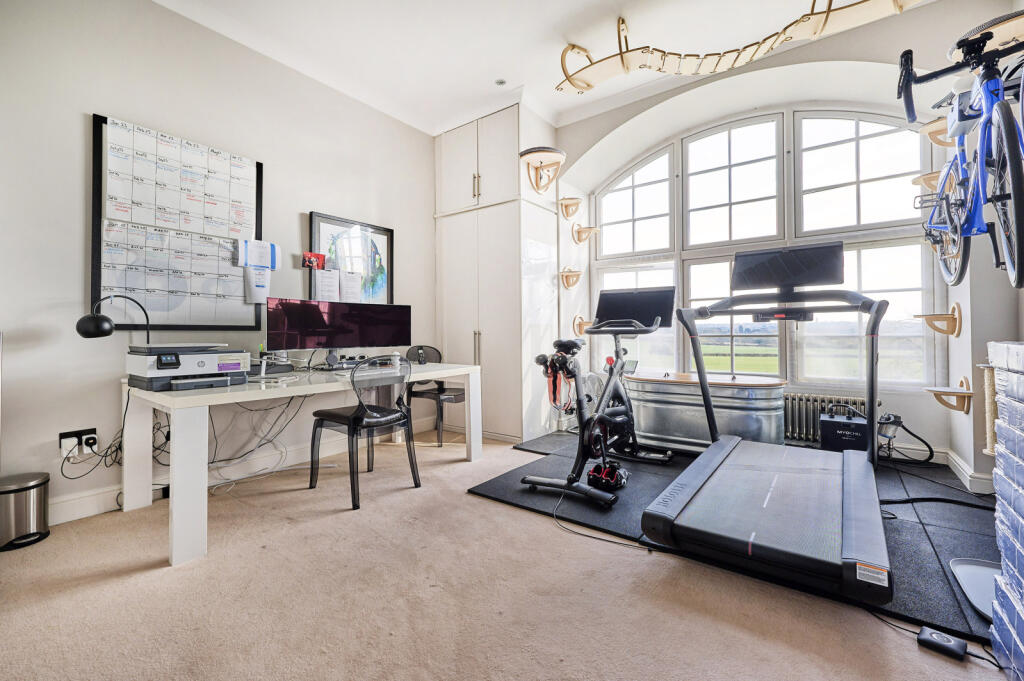 Additional image 12 of West Hall, Beningfield Drive, Napsbury Park, St. Albans, AL2