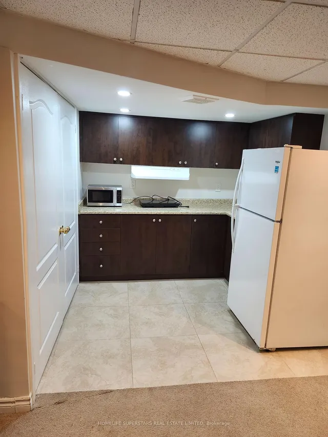 Additional image 31 of 13 Rocky Point Cres