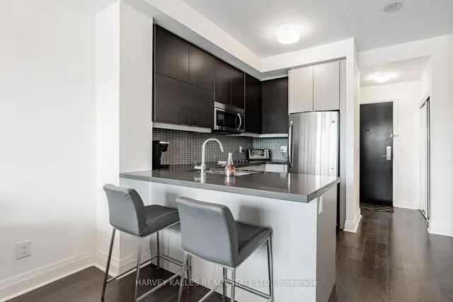 Additional image 5 of 399 Spring Garden Ave Unit 210