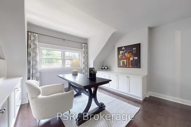 Additional image 31 of 102 Glendale Ave