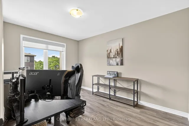 Additional image 20 of 4 Heron Park