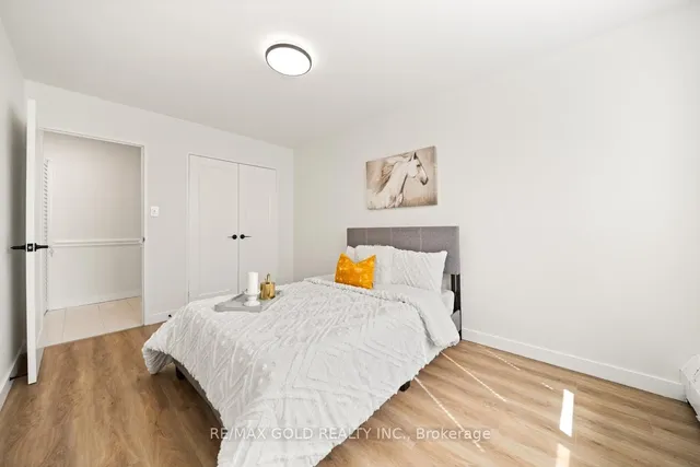 Additional image 33 of 9 Four Winds Dr Unit 206