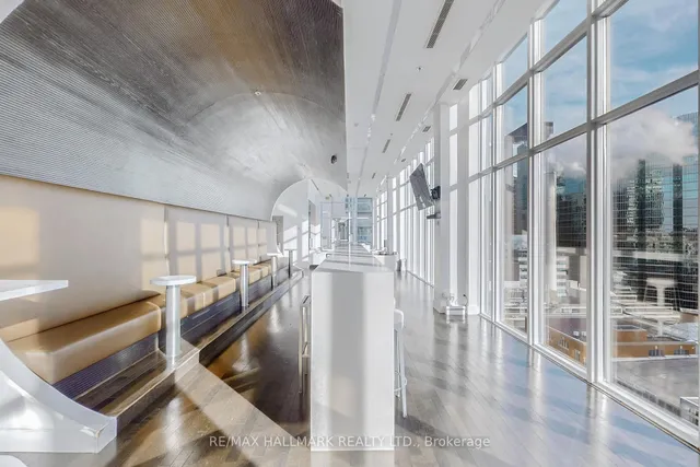 Additional image 31 of 21 Nelson St Unit 818