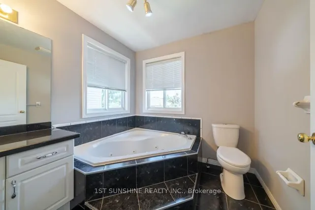 Additional image 18 of 4 Cabriolet Cres