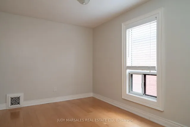 Additional image 16 of 29 Case St