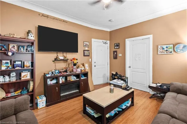 Additional image 6 of 77 Barton St