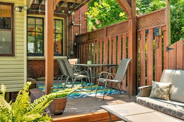 Additional image 44 of 176 Sherman Ave