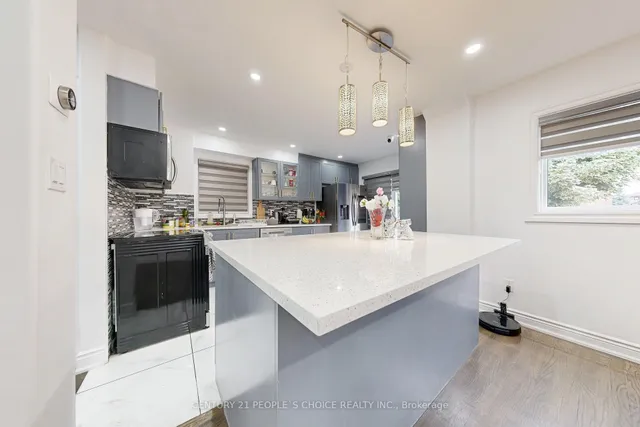 Additional image 12 of 31 Dorking Dr