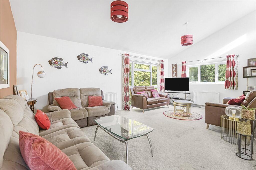 Additional image 2 of The Chase, Welwyn, AL6