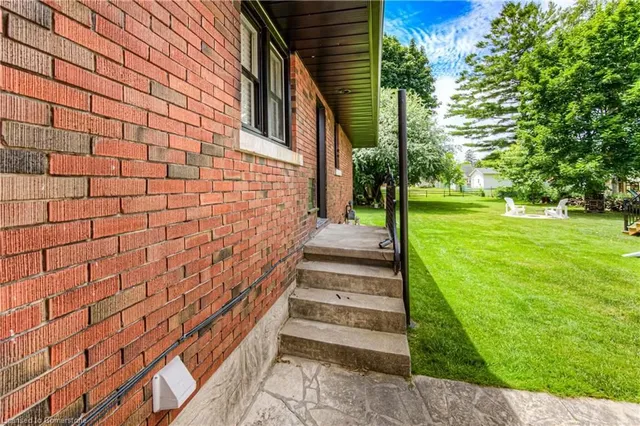 Additional image 39 of 271 Bedford Rd