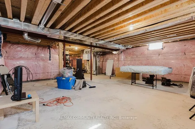 Additional image 20 of 100 Folgate Cres