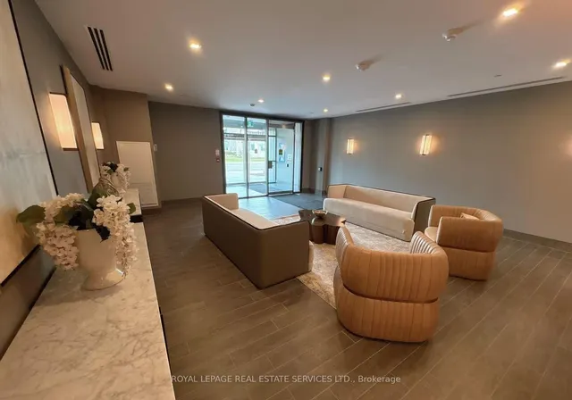 Additional image 4 of 470 Dundas St Unit 613