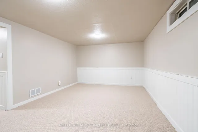 Additional image 29 of 140 Victor Blvd