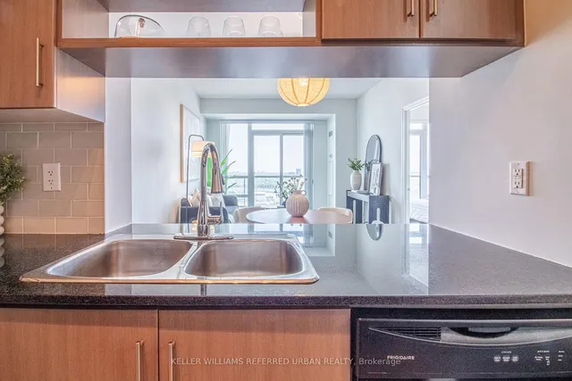 Additional image 17 of 30 Herons Hill Way Unit 2009