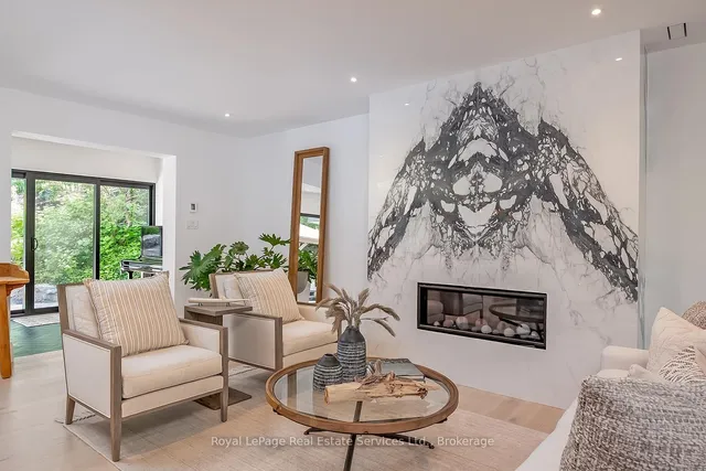 Additional image 11 of 111 Judith Cres