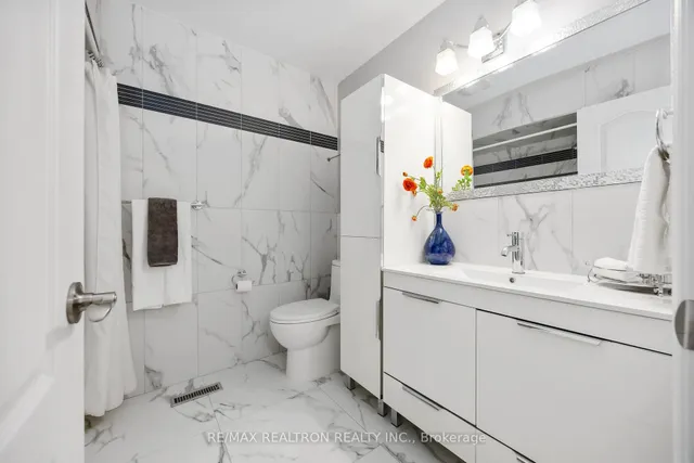 Additional image 30 of 43 Lawnview Dr