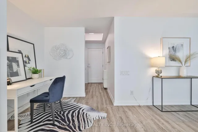 Additional image 3 of 50 Charles St Unit 3707