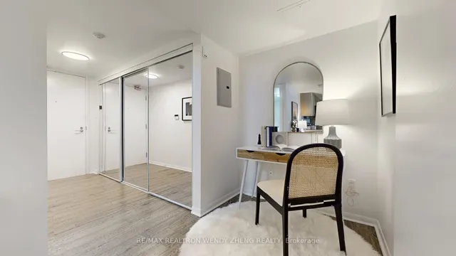 Additional image 16 of 38 Grenville St Unit 407