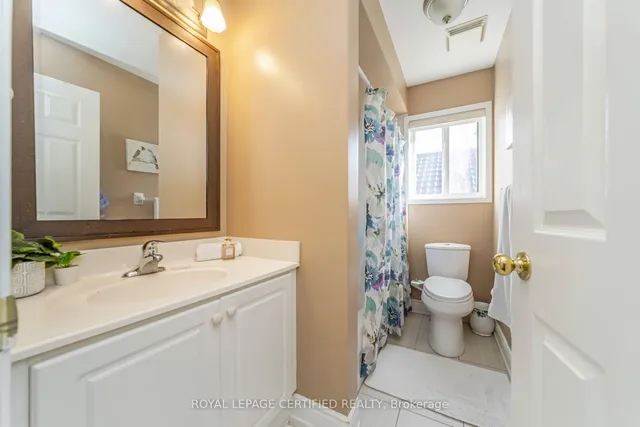 Additional image 35 of 53 Vintage Gate