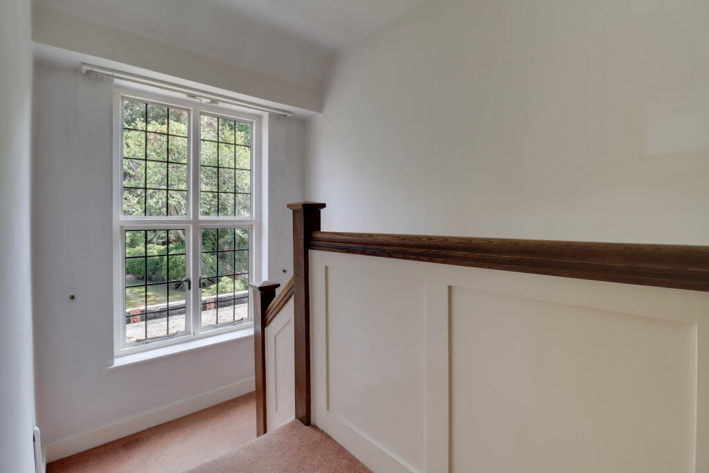 Additional image 12 of Southdown Road, Harpenden, AL5