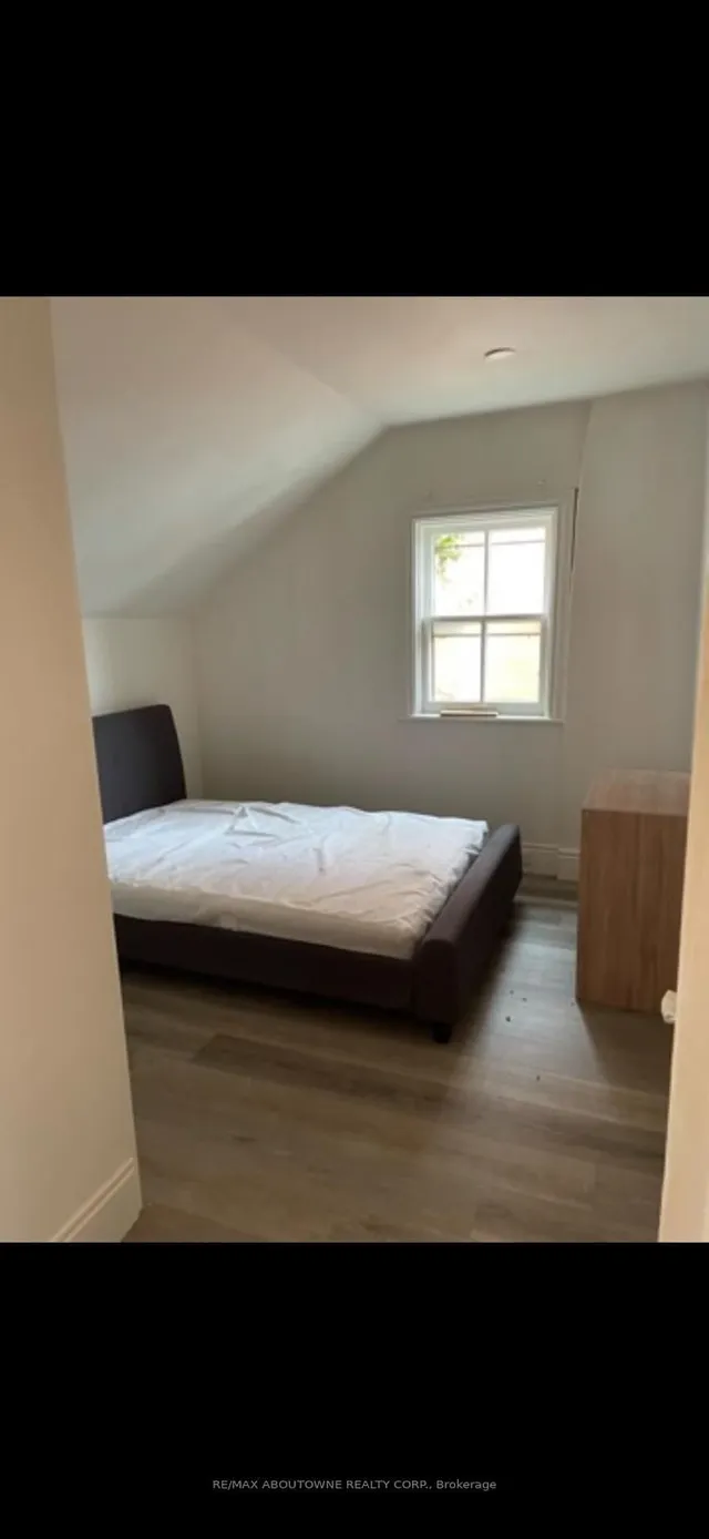 Additional image 4 of 70 Wellington St