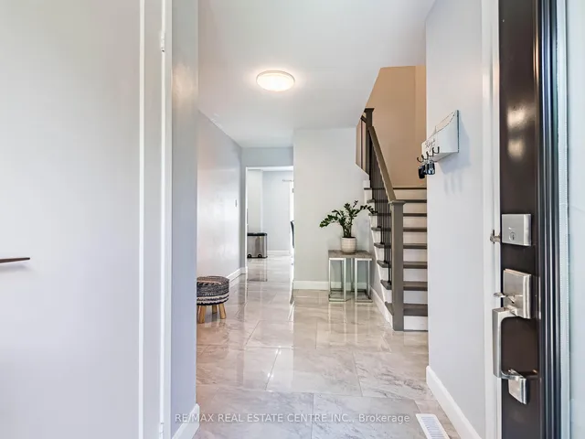 Additional image 5 of 52 Mozart Cres