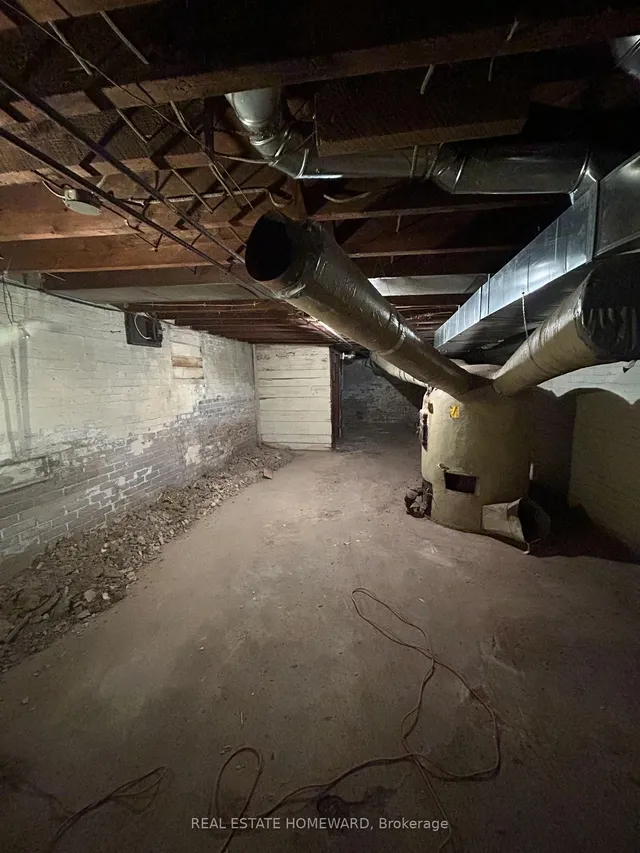 Additional image 10 of 28 Richard Ave