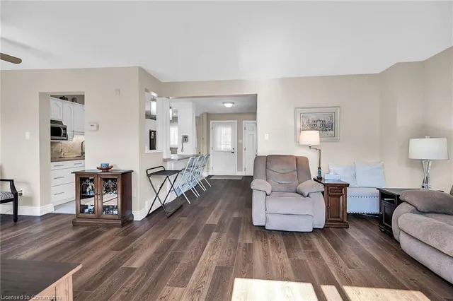 Additional image 21 of 11 Queenslea Dr Unit 153