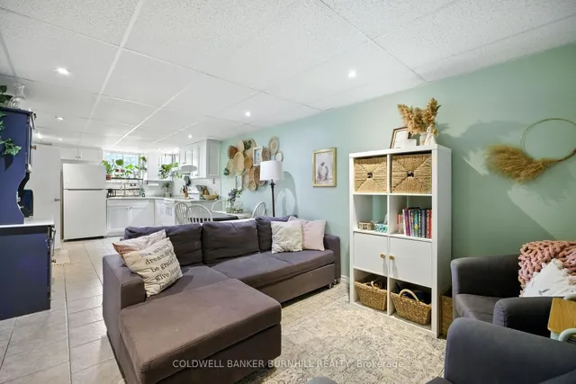 Additional image 28 of 568 Barnaby St