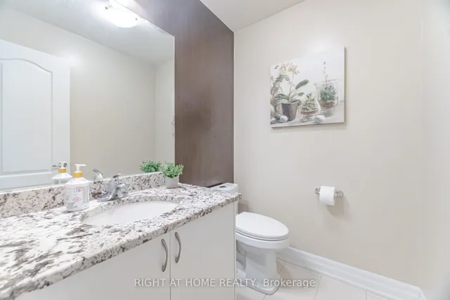 Additional image 18 of 325 Harrowsmith Dr