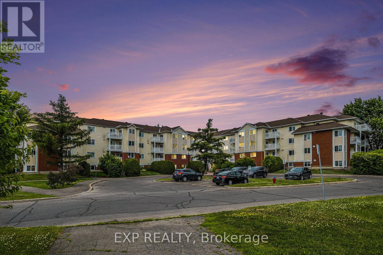 114 - 270 LORRY GREENBERG DRIVE|Ottawa, Ontario K1T3K2