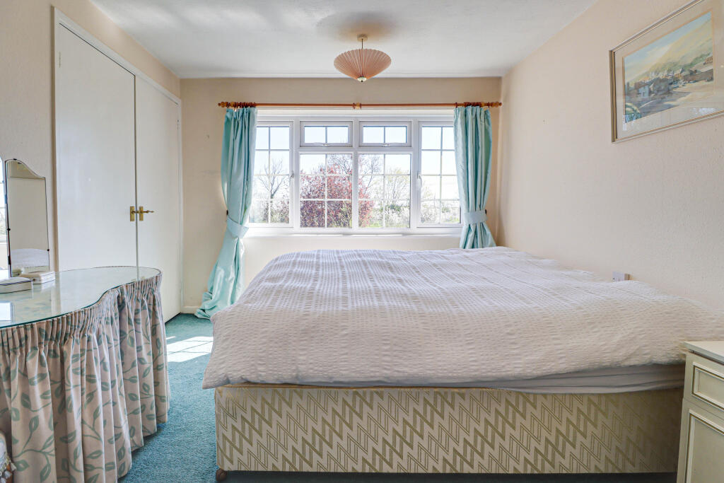 Additional image 10 of The Danes, Park Street, St Albans, AL2